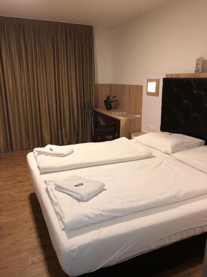 Gastehaus Penny Rooms N Hallein Exterior foto